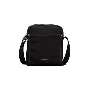 Calvin Klein Jeans Taška cez rameno 'Essentials'  čierna / biela