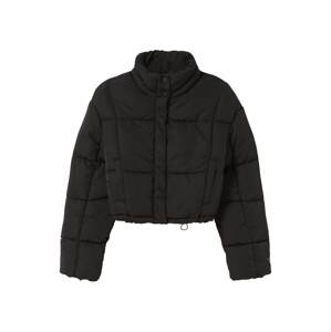 Bershka Prechodná bunda  čierna