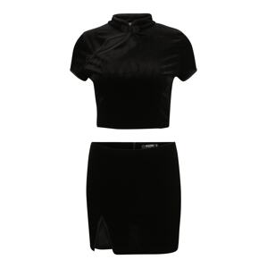 Missguided Petite Kostým  čierna